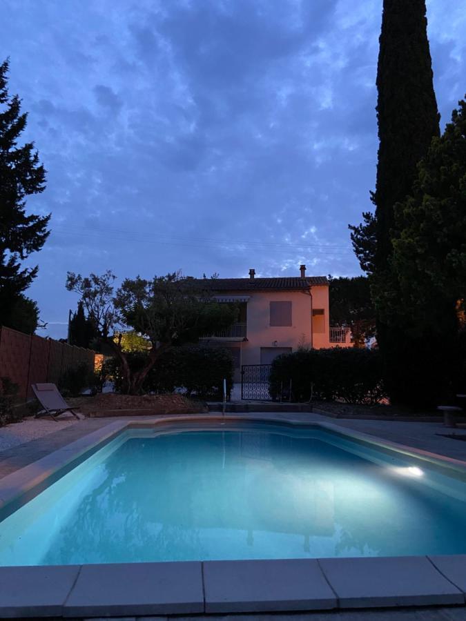 Gite "Au Bout Du Chemin" Beaumes-de-Venise Exteriör bild